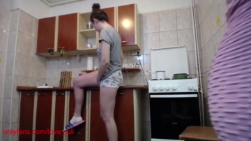 Iuliana32 01-12-2021 XXX 